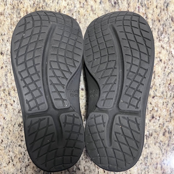 OOFOS Leopard Clogs Black Brown Recovery Comfort Shoes Slip On Women's 9 - Picture 4 of 6